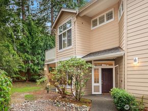 4325 NE 5th Court C101, Renton WA 98059