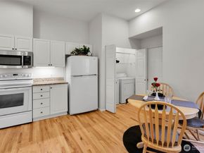 23412 52nd Place S 92, Kent WA 98032