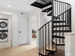 282 118th Avenue SE, Bellevue WA 98005