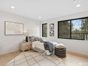 282 118th Avenue SE, Bellevue WA 98005