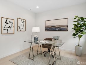 282 118th Avenue SE, Bellevue WA 98005