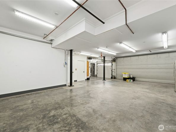 4465 W Mercer Way, Mercer Island WA 98040