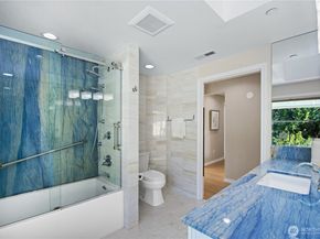 4465 W Mercer Way, Mercer Island WA 98040