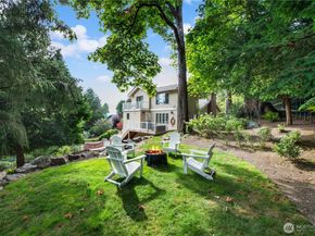 4465 W Mercer Way, Mercer Island WA 98040