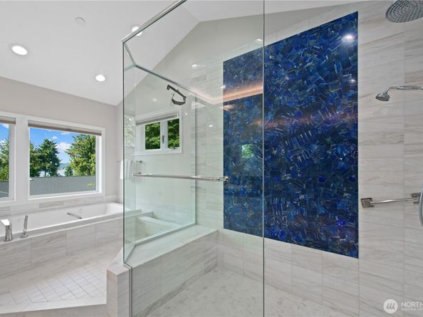 4465 W Mercer Way, Mercer Island WA 98040