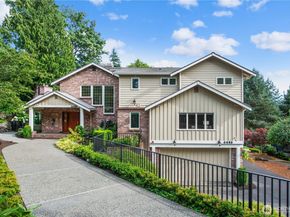 4465 W Mercer Way, Mercer Island WA 98040