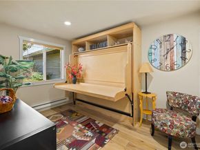 612 Kirkland Avenue A4, Kirkland WA 98033