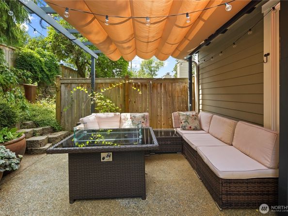 612 Kirkland Avenue A4, Kirkland WA 98033