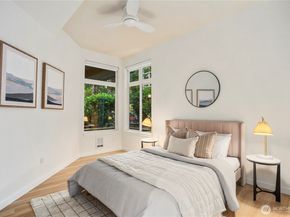 511 7th Avenue 103, Kirkland WA 98033