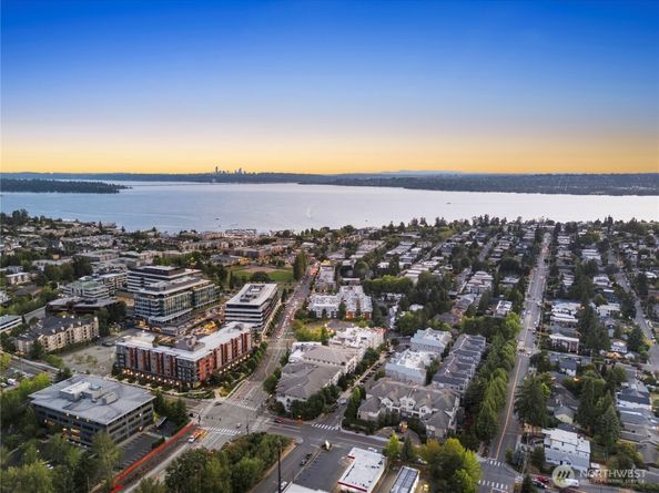 511 7th Avenue 103, Kirkland WA 98033