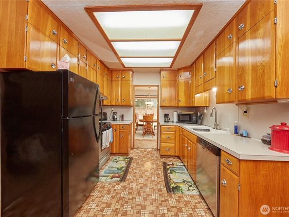 1858 SE Cedar Road, Port Orchard WA 98367