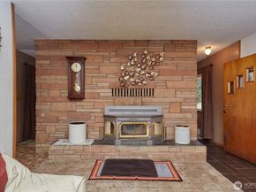 1858 SE Cedar Road, Port Orchard WA 98367
