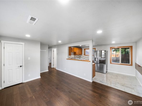 4908 236th ST SW, Mountlake Terrace WA 98043