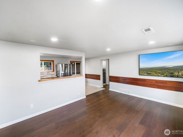 4908 236th ST SW, Mountlake Terrace WA 98043