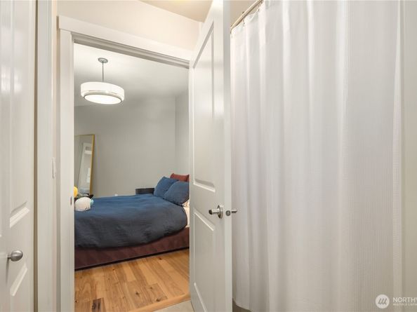 16141 Cleveland Street 401, Redmond WA 98052