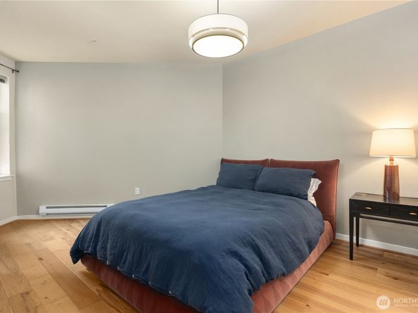 16141 Cleveland Street 401, Redmond WA 98052