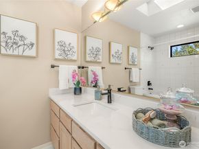 11627 NE 75th Street, Kirkland WA 98033