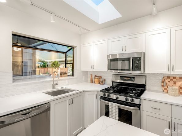 11627 NE 75th Street, Kirkland WA 98033