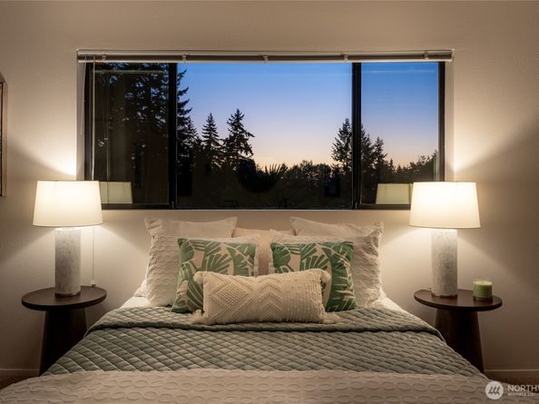 11627 NE 75th Street, Kirkland WA 98033