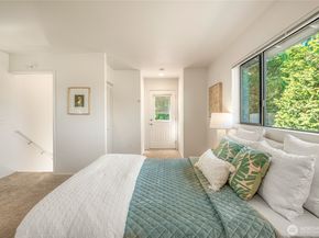 11627 NE 75th Street, Kirkland WA 98033