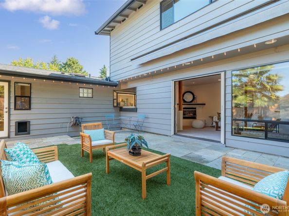 11627 NE 75th Street, Kirkland WA 98033