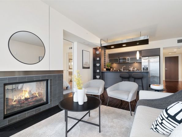 820 Blanchard Street 1609, Seattle WA 98121