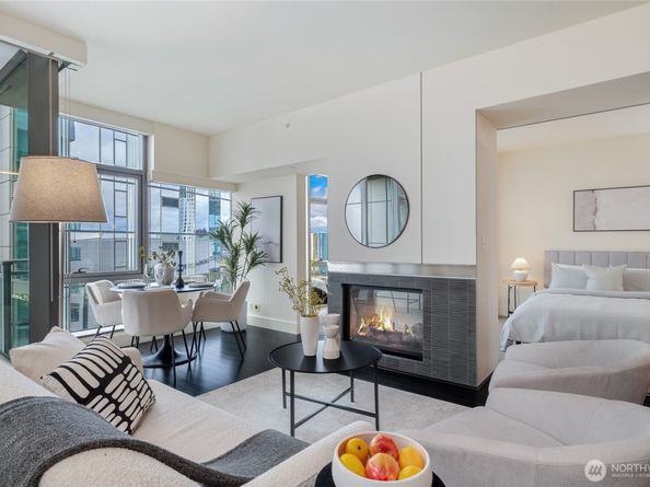 820 Blanchard Street 1609, Seattle WA 98121