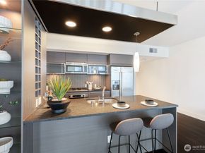 820 Blanchard Street 1609, Seattle WA 98121