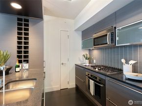 820 Blanchard Street 1609, Seattle WA 98121