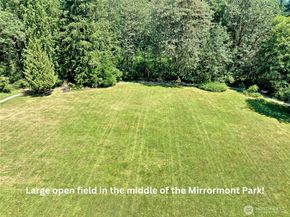 25260 SE Mirrormont Way, Issaquah WA 98027
