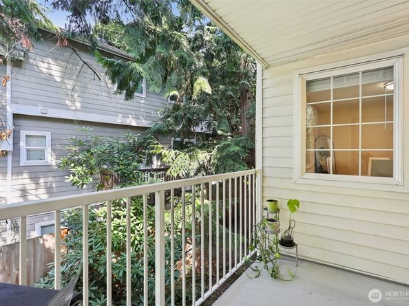 949 Aberdeen Avenue NE C208, Renton WA 98056