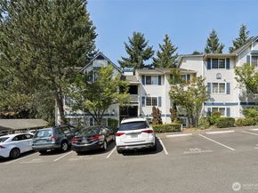 949 Aberdeen Avenue NE C208, Renton WA 98056