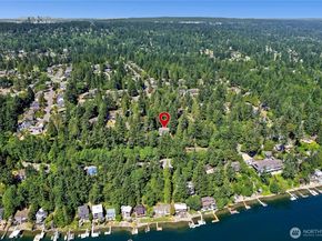 18945 NE 20th Court, Redmond WA 98052