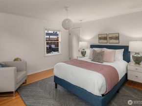 5221 37th Avenue NE, Seattle WA 98015