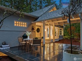17050 37th Avenue NE, Lake Forest Park WA 98155