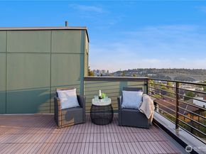 3850 Carr Place N, Seattle WA 98103