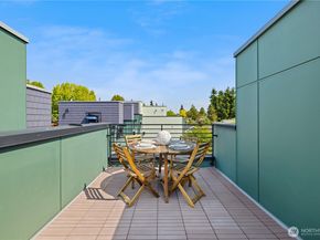 3850 Carr Place N, Seattle WA 98103