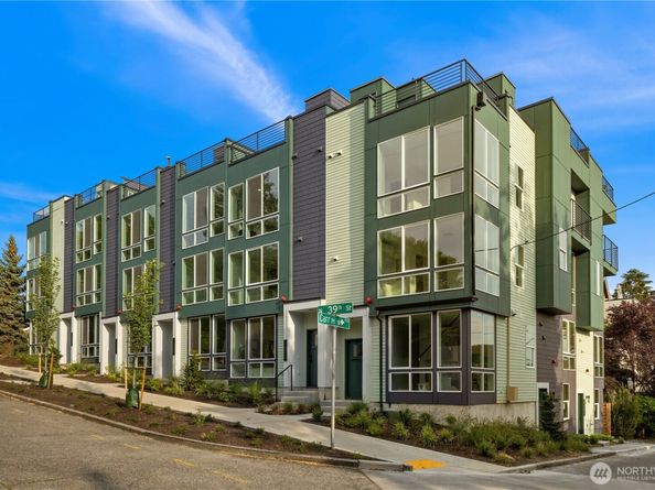 3850 Carr Place N, Seattle WA 98103