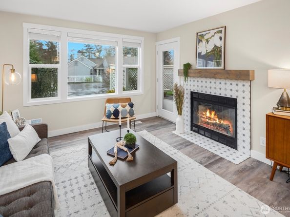 22405 SE 42nd Terrace 1174, Issaquah WA 98029