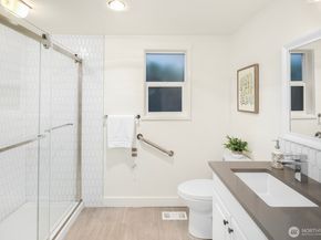 22405 SE 42nd Terrace 1174, Issaquah WA 98029