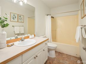 755 NW Juniper Street, Issaquah WA 98027