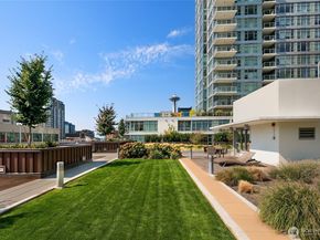 588 Bell Street 2405S, Seattle WA 98121