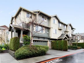320 Chelan Place NE H1, Renton WA 98059