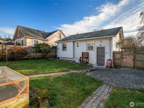 630 NW 82nd Street, Seattle WA 98117