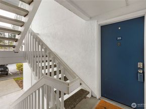 11002 SE Petrovitsky Road G203, Renton WA 98055