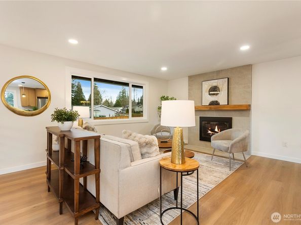 15833 NE 110th Street, Redmond WA 98052