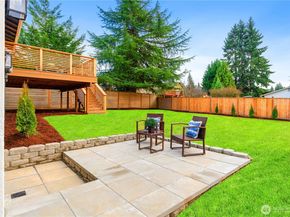 15833 NE 110th Street, Redmond WA 98052