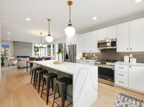 8106 126th Avenue NE, Kirkland WA 98033