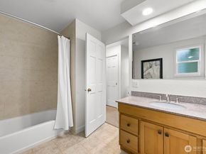 9221 College Way N, Seattle WA 98103