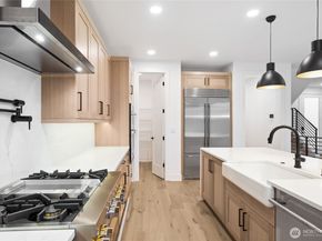 13806 SE 85th Street, Newcastle WA 98059